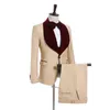 Brand New Champagn Groom Tuxedos Wino Velvet Lapel Side Vent Groomsmen Blazer Doskonały Mężczyźni Dinner Prom Suit (Kurtka + Spodnie + Kamizelka + Kamizelka) No: 163