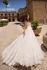 Lussano 2019 Abiti da sposa da spiaggia Gioiello Collo A Line Sweep Train Abito da sposa Boho Appliques Maniche ad aletta Abiti da sposa bohémien Cus1892823