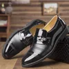 Męskie Sukienka Buty Mokasyny Włoskie Buty Korporacyjne Dla Mężczyzn Brown Business Shoes Mężczyźni Oxford Leather Zapatos Charol Hombre Sepatu Slip On Pria