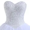 2018 New Cheap Stock Bianco Avorio Quinceanera Abiti Ball Gown Perline Sweet 16 Dress For 15 Years Prom Party Gowns QC1129