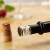 Spedizione gratuita Vacuum Wine Saver Pump Wine Preserver Air Pump Stopper Vacuum Sealed Saver Bottle Stoppers Accessori per vino Bar Tools