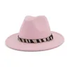 Vanlig solid färg bred rand manlig kvinnlig ullfilt Fedora hatt zebra-stripe bälte mode jazz panama hatt trilby för män kvinnor
