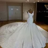 Impressionante Dubai Sereia Vestidos de Noiva Sexy Sweetheart Grânulos Lace Appliques Vestidos De Casamento Vestidos Fabuloso Chapel Train Tulle Vestido de Noiva Africano