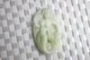 ナチュラルShaanxi Lantian County Green White Jade。手を彫られましたTalisman Mermaid。ラッキーオーバルチャームペンダントネックレス。