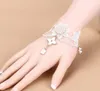 Heiße neue europäische und amerikanische Mode Bräute Hochzeit kleine Geschenke Accessoires Großhandel weiße Spitze Perlenarmband Mode klassisch elegant