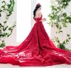 Magníficos vestidos de novia rojos 2018 de China Fuera del hombro Gran línea A Tren largo Bonito encaje y organza Vestidos de novia hechos a medida