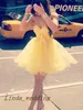 Mini Kısa Seksi Tumblr Prom Elbiseler Yeni Varış Sevimli Daffodil Prom Gece Elbise Çarpıcı Vestidos De Fiesta9640726