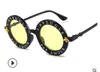 2018 레트로 라운드 선글라스 영어 문자 작은 꿀벌 태양 안경 남자 여성 브랜드 안경 디자이너 패션 남성 여성 15981