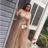 2019 Plus Size Charming Prom Kleid Perlen von der Schulter Langarmes Abendkleid gegen Nacken Tüll billige besondere Anlässe Party DR3476431