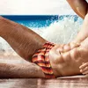 Kolorowe świeże trójkątne pnie kąpielowe Swimwear Mężczyźni Seksowny Stripe Męski Swimsuit Sunga Masculina Beach Krótkie pokładzie