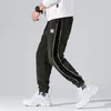 Big Pocket Corduroy Pants Mannen Regelmatige Streetwear Jogger Broek Brief Dikke Rechte Y1066