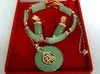 Classic Luxury Girl Lady sieraden set edelste groene jade 18k goud gevulde link hanger armband oorbellen ketting sieraden set3373006