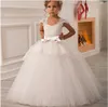 الأكمام القديمة Cap Tutu Lace Flower Girl Dresses 2021 White First Compleion Pageant Ball for Girls Vestido de Comunion783558