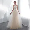 Immagine reale Abiti da sposa in pizzo con collo alto Appliques Una linea senza maniche Sweep Train Abiti da sposa firmati Boho Garden Abito da sposa