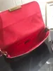 Prawdziwa skóra 40718 ulubiona luksusowa torebka moda damska torba crossbody ulubiony projekt skórzany pasek ze sprzęgłem z łańcuszkiem