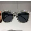 Cat Eye Occhiali da sole Donna Designer di marca Occhiali da sole sexy in cristallo di lusso con strass Fashion Shades Oculos De Sol Feminino