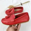 Nieuwe uitverkoop lente/herfst kinderschoenen jongens meisjes lederen schoenen baby peuter loafers koe spier flats lederen kinderschoenen