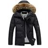 メンズウィンターダウンジャケット2018厚い暖かい男性ダウンジャケット高品質の毛皮カラーフード付きダウンカサコマスコリノInverno XD620
