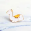 Miss Zoe Baby Lama emaille pins Leuke dier badge broches Gift Cartoon pictogrammen jasje dress Knop Pin Gift voor meisje kinderen dochter