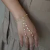 Dichiarazione della stazione CZ di fidanzamento del matrimonio Bracciale a mano Diamond Bracciale schiavo placcato in oro con anello Eleganza Donne Gioielli324K