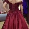 2022 Sexy Prom Dresses Off Shoulder Sweetheart Ball Gown Lace Appliques Flowers Plus Size Burgundy Satin Party Dress Formal Evening Gowns