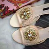 Klassiska sommar kvinnor tofflor spets platta klackar färgglada kristall blommor embellierade mulor rhinestone flip flops strand skor chaussure femme