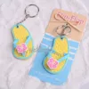 100 stks Bruiloft Gunst "Flip Flop" versierde bloem Sleutelhanger Slipper Sleutelhanger Party Gunst Souvenir Beach Theme Event Giveaways Verjaardag Geschenken