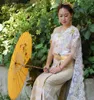 Vêtements Vêtements pour minorités asiatiques Dai princesse Thaïlande robe de mariée Dai mariée Blanc Sans manches épaule unique Châle tenue de mariage