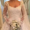 آخر بيع مغرفة الرقبة A-LINE Long Sleeve Lace Dresses Button Back Back Develed Bridal Wedding Deters DH4009