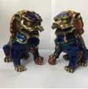 Um Par Chinês Cloisonne Estátua De Cobre - Leão Foo Dog presentes de decoração Para Casa artesanato De Metal