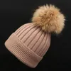 Mulheres de inverno chapéus de malha menina chapéu com guaxinim bola de pele novidade jamalheira feminina fêmea cadáveres eslásticos beanies caps 2018 nova chegada ywmqfur