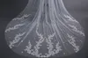 2018 photos réelles uniques Accessoires de mariée Robes de mariée Voiles Applique ivoire Dentelle Mariée Voile longueur cathédrale Accessoire de mariée pas cher