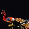 Qifu Art Craft Lifelike Beautiful Peacock per la decorazione domestica