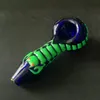 En gros 4 pouces Glow in the Dark Glass Spoon Pipe Pipes de brûleur à mazout Scorpion Heady Glass Pipes Pipes à fumer lumineuses GID10