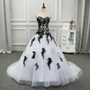 Robe de bal blanche et noire robe de mariée gothique chérie taille basse femmes Vintage robe de mariée non blanche