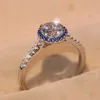 Gloednieuwe Sprankelende Luxe Sieraden Pure 100% 925 Sterling Zilver Ronde Topaz Blue Sapphire CZ Diamond Women Pave Wedding Band Ring Gift