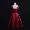 Satin Ball Gown V Neck Short Bridesmaid Dresses Burgundy 2018 Knee Length Party Dresses with Bow 100% Real Photo