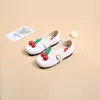 Bebek Kız Ayakkabı Moda Sıcak Satış Çocuk Sneakers Kız Kiraz Aksesuarları Yumuşak Alt PU Deri Ayakkabı Bebek Prenses Ayakkabı