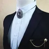 Accessori di abbigliamento di moda Diamante Argento Cravatta rossa Versione coreana del papillon da uomo Abito da sposa con colletto Fiore Broo2843794