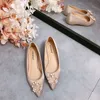 Fashion High Heel Silk Wedding Shoes For Bride Rhinestones Stilettos Luxury Designer Heels Pearls Poined Toe 4 Colors Bridal Shoes