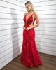 Chic Meerjungfrau Spitze Rückenfreie Abschlussballkleider reine Tiefe Hals Perlen Abendkleider Boden Länge Pailletten Vestidos de Fiesta Red Formal Kleid 415