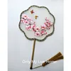 Tam El Yapımı Dut Ipek El Hayranları Çiçekler Çift Işlemeli Çin Hediye Fan Yüksek Sonu Bambu Kolu Dekoratif Fan Düğün