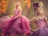 Şık Dikiş-Renk Çiçek Kız Elbiseler Petal Boncuk Dantel Aplike Kız Pageant Elbise Kabarık Tül Balo Dantel-Up Doğum Günü Elbiseler