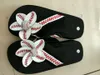 Ms Summer White Yellow Softball Rhinestone Flip-flop tofflor Sandaler Kvinnliga strandrörelseslipper Eva icke-halkfria sulor