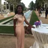 Blush Różowy Koronki Szyfonowe Długie Druhna Suknie Z Rękawem 2019 Klejnot Neck Plus Size African Junior Wedding Guest Party Druhna Suknia