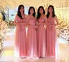 화려한 분홍색 긴 신부 들러리 드레스 명예 드레스 맞춤 제작 웨딩 들러리 드레스의 2019 년 레이스 아플리케 얇은 명주 그물 오프 숄더 메이드