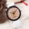 Homens Mulheres Cristal Relógios Luxo Dot Diamond Relógios Casuais Classic Spots Diamante Mens Mens Mens Relógios Lover Moda Designer Casal Assista.