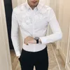 Camisa الغمد العلامة التجارية الجديدة الكورية يتأهل سهرة الرجال قميص طويل الأكمام الدانتيل المرقعة عارضة اللباس قمصان رجالي كل مباراة بلوزة