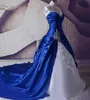 Elegante Koningsblauw en Witte Trouwjurken Plooien Applique Kralen Sweetheart A-lijn Taffeta Bruidsjurken Vestios De Marriage 2020254v