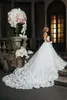 Abiti da sposa ALine senza spalline con abiti da sposa decorati con farfalle 2019 Cappella strascico personalizzato lungo principessa Abiti De Mariage Cu7340570